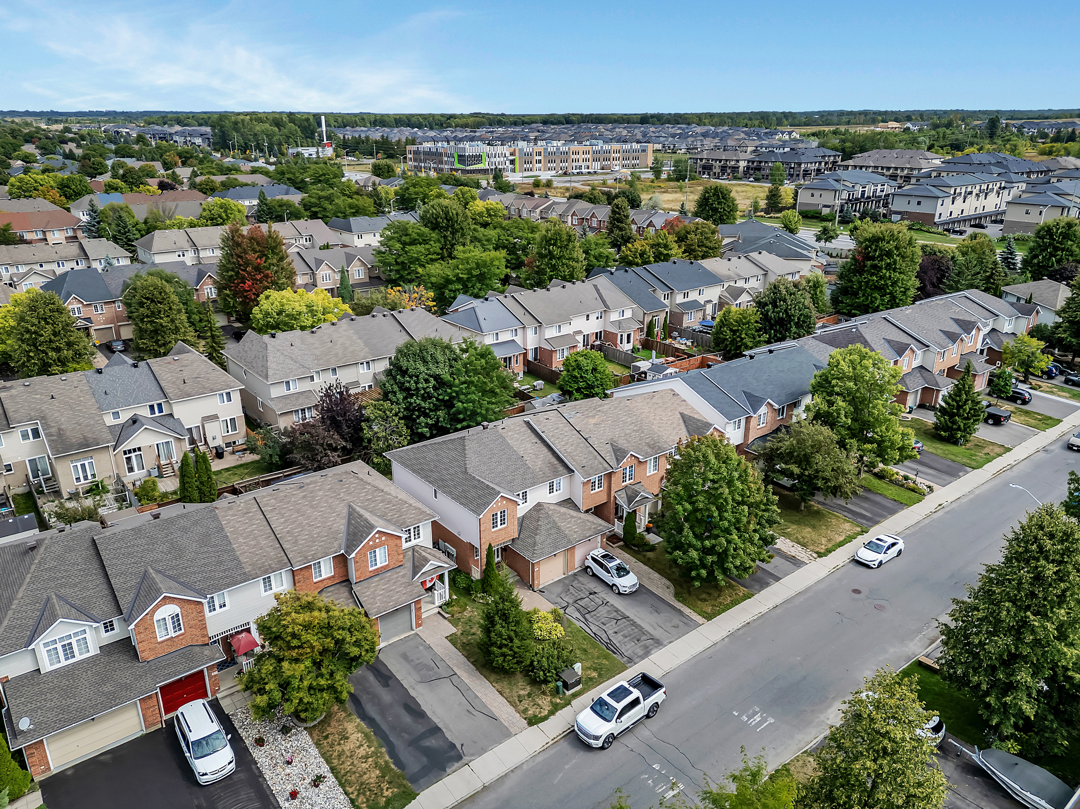 682 Wild Shore Crescent