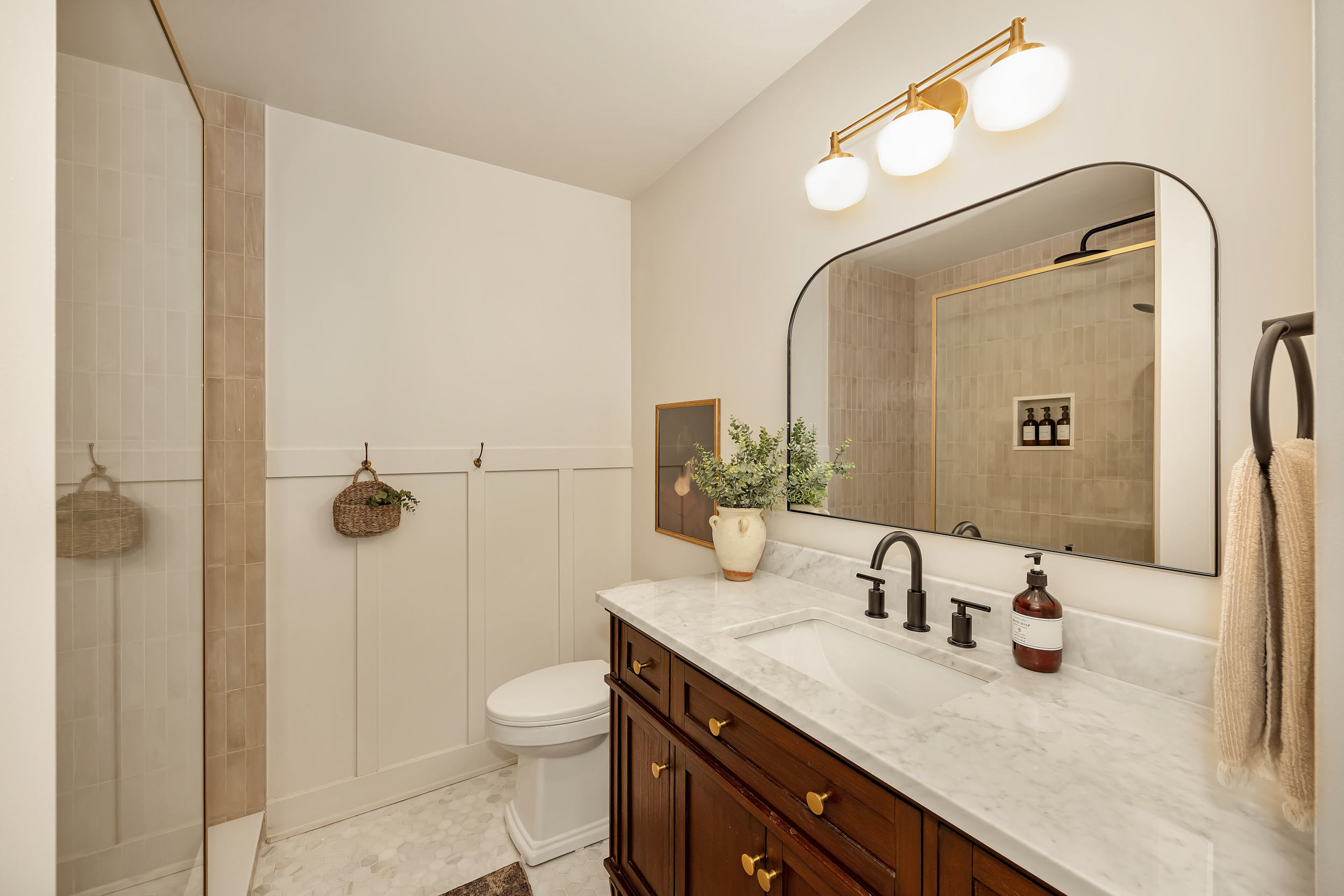 6567 Courtland Grove Crescent
