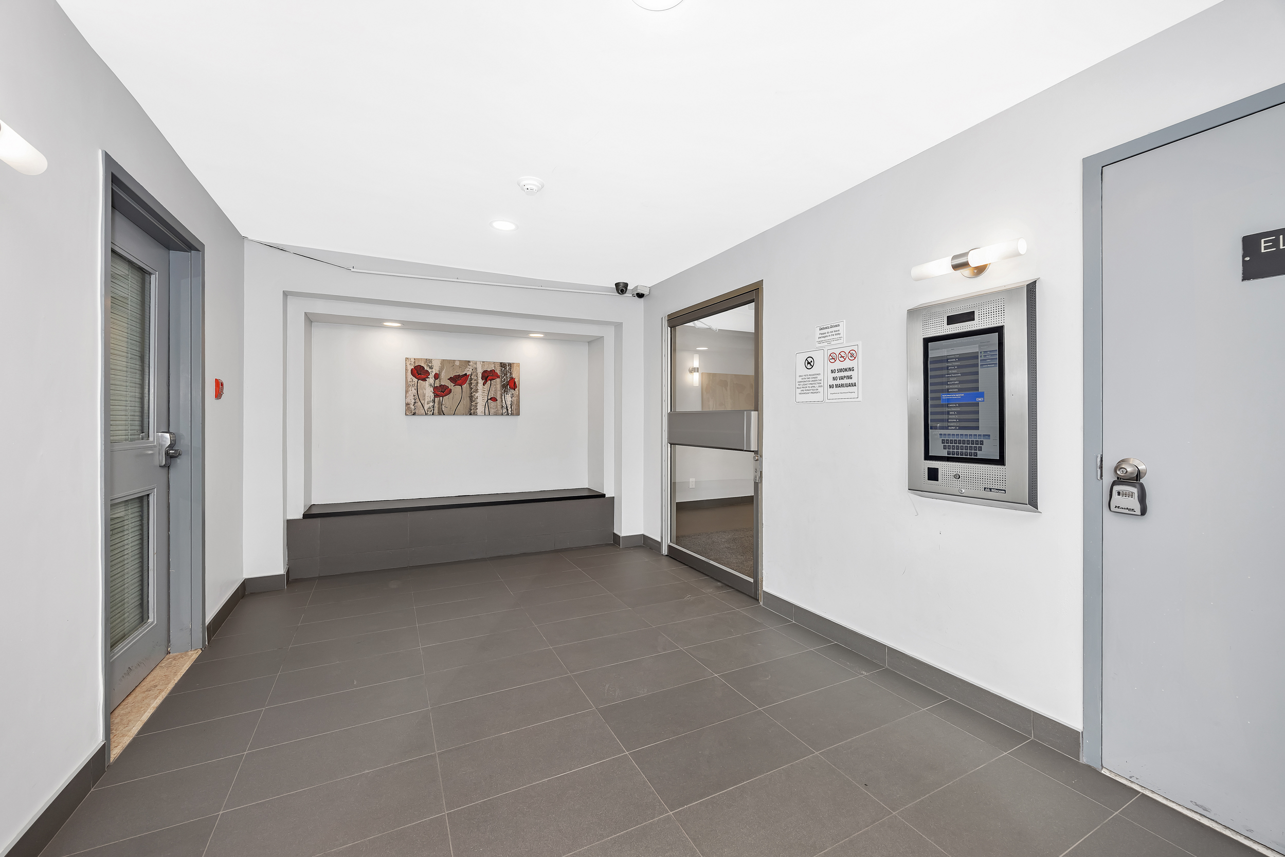 214 Viewmount Drive, Unit 417