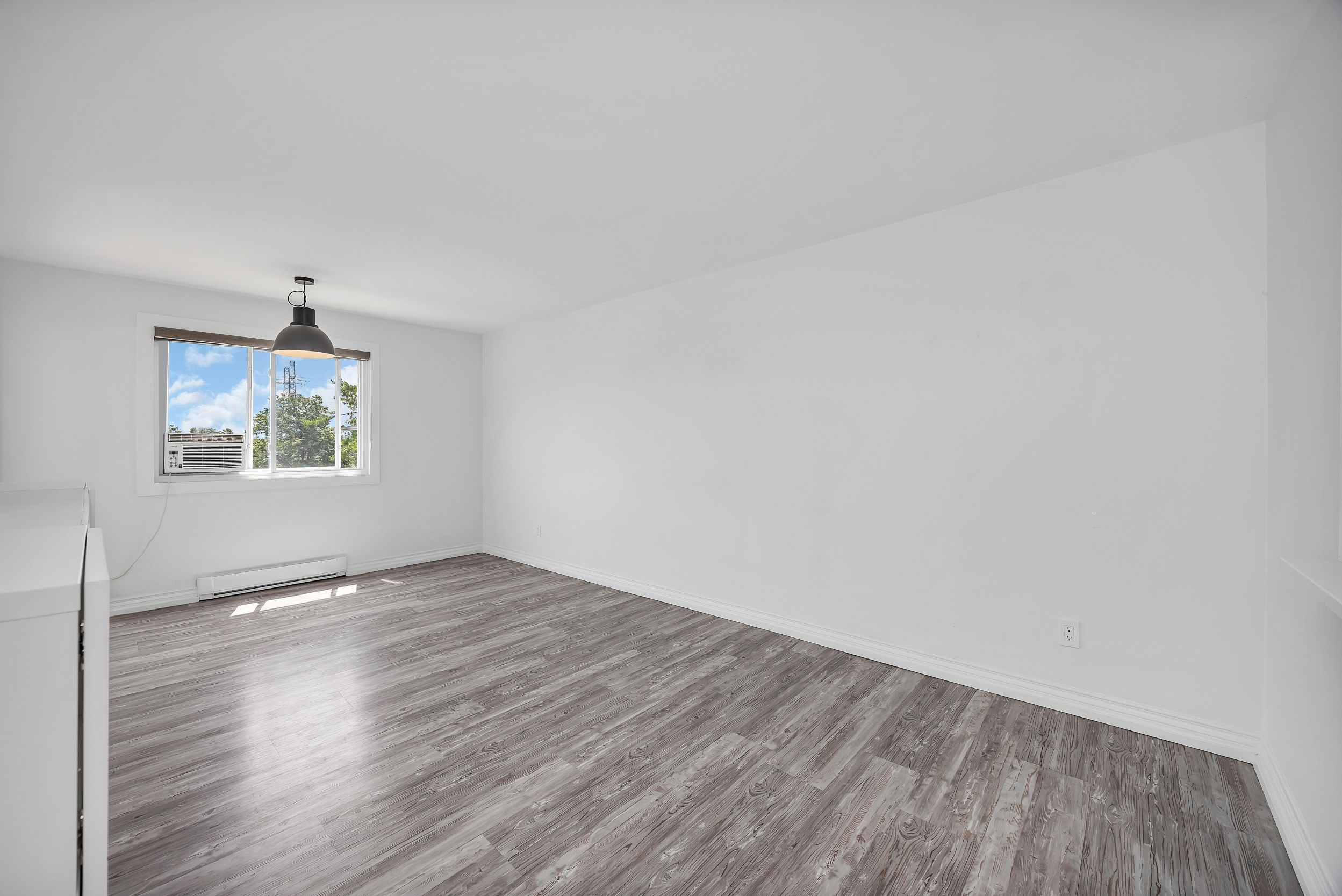 214 Viewmount Drive, Unit 417
