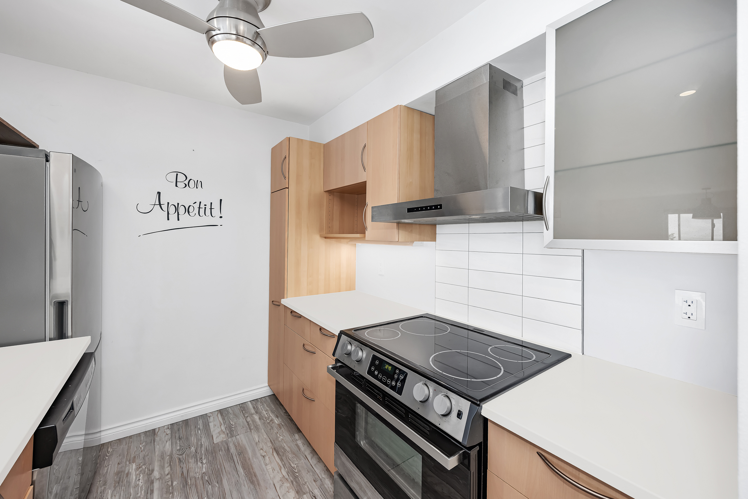 214 Viewmount Drive, Unit 417